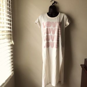 Tshirt dress by Chaser